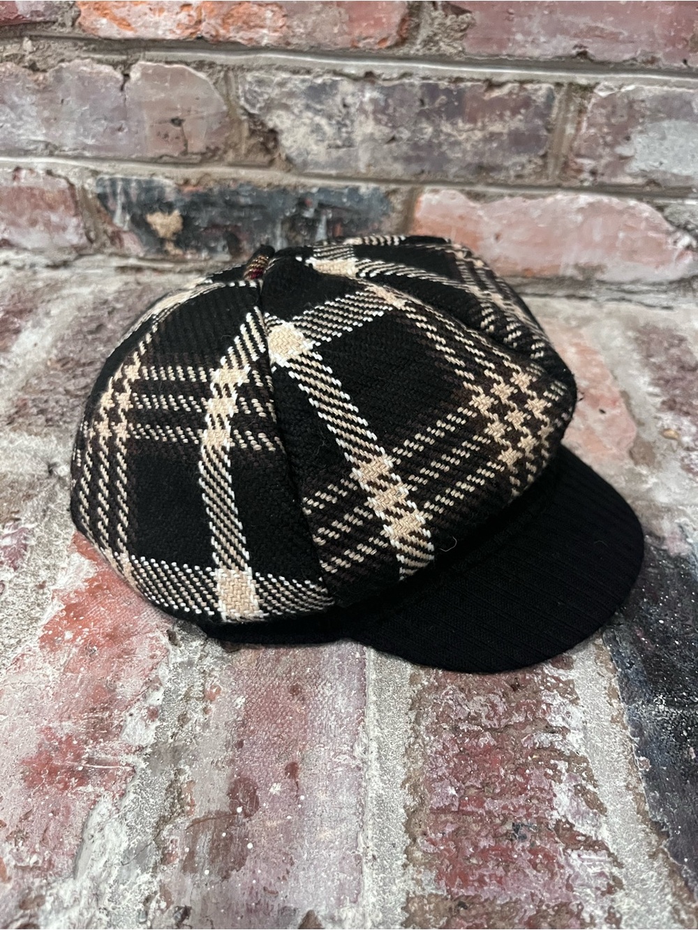 Plaid Newsboy Cap - Black & Cream Unisex Adult